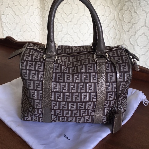 Fendi Handbags - Silver & black Fendi bag!